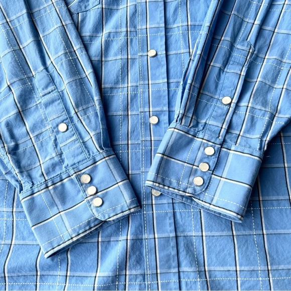 MWG  Blue Plaid Western Button Down Shirt - Picture 11 of 13
